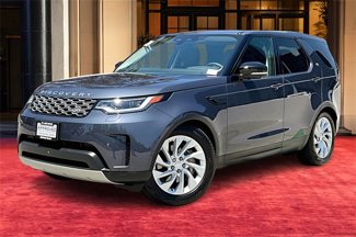 Used 2024 Land Rover Discovery S image 1
