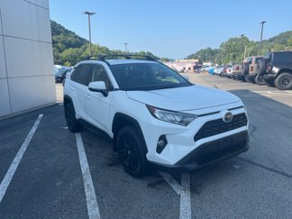 Used 2019 Toyota RAV4 XLE image 1