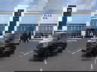 New 2025 Lincoln Corsair AWD w/ Equipment Group 101A image 1