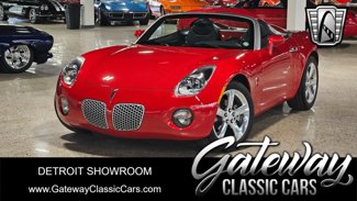 Used 2006 Pontiac Solstice Convertible w/ Premium Package image 1