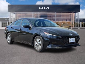 Used 2022 Hyundai Elantra SE image 1