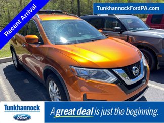 Used 2017 Nissan Rogue SV image 1