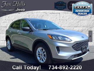 Used 2022 Ford Escape SE w/ Cold Weather Package image 1
