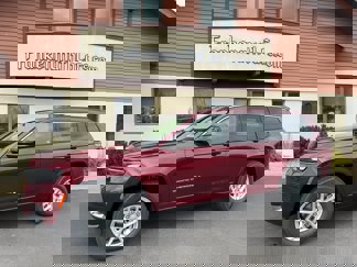 New 2025 Jeep Grand Cherokee L Laredo image 1