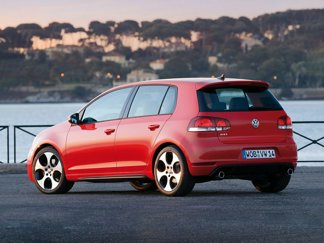 Used 2014 Volkswagen GTI Wolfsburg Edition image 1