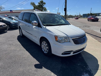 Used 2012 Chrysler Town & Country Touring-L w/ Entertainment Group #2 image 1