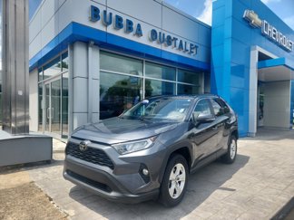 Used 2021 Toyota RAV4 XLE image 1