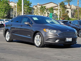 Used 2018 Ford Fusion SE image 1