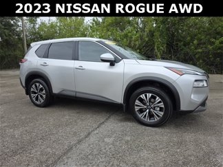Used 2023 Nissan Rogue SV image 1