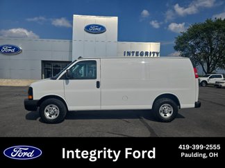 Used 2016 Chevrolet Express 3500 image 1