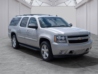 Used 2008 Chevrolet Suburban LT w/ LT Preferred Equipment Group image 1