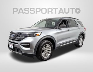 Used 2022 Ford Explorer XLT w/ Equipment Group 202A image 1