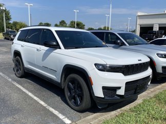 Used 2021 Jeep Grand Cherokee L Laredo image 1