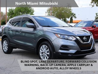 Used 2020 Nissan Rogue Sport SV image 1