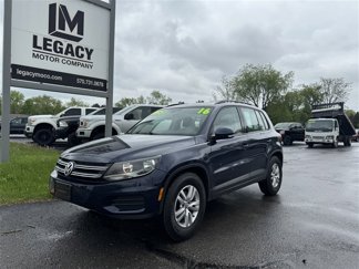 Used 2016 Volkswagen Tiguan S image 1