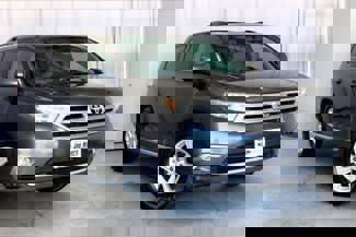 Used 2012 Toyota Highlander SE image 1