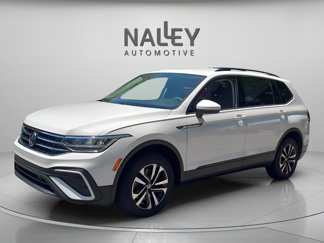 Used 2022 Volkswagen Tiguan S image 1