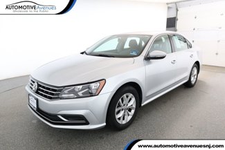Used 2016 Volkswagen Passat 1.8T S image 1