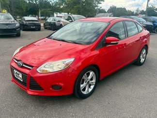 Used 2014 Ford Focus SE image 1