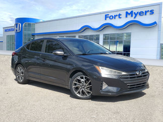 Used 2020 Hyundai Elantra Limited image 1