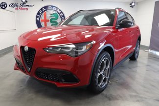 New 2025 Alfa Romeo Stelvio Sprint w/ Convenience Package image 1