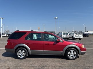 Used 2007 Ford Freestyle SEL image 1
