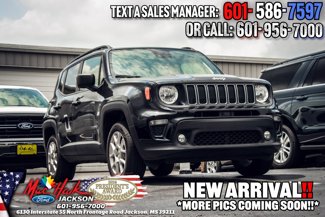 Used 2022 Jeep Renegade Latitude image 1