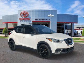 Used 2020 Nissan Kicks SV image 1