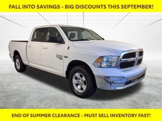 Used 2019 RAM 1500 Classic SLT image 1