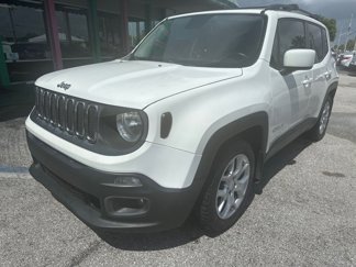 Used 2017 Jeep Renegade Latitude image 1
