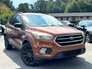 Used 2017 Ford Escape SE w/ SE Sport Appearance Package image 1