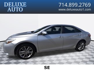 Used 2015 Toyota Camry SE image 1