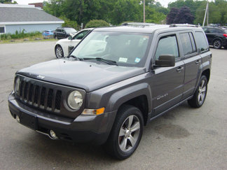 Used 2017 Jeep Patriot High Altitude image 1