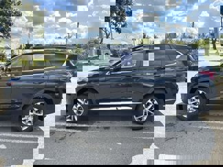 Used 2019 Hyundai Santa Fe SE video 2
