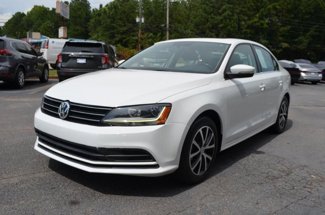 Used 2017 Volkswagen Jetta SE image 1