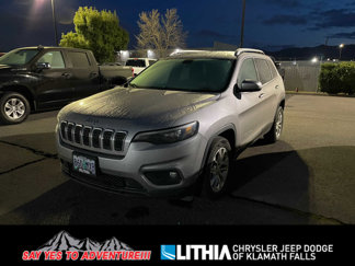 Used 2019 Jeep Cherokee Latitude w/ Cold Weather Group image 1