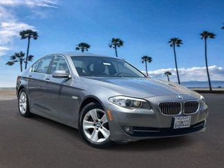 Used 2011 BMW 528i Sedan image 1