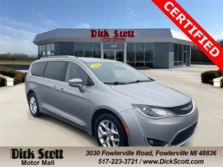 Certified 2020 Chrysler Pacifica Touring-L w/ Tire & Wheel Group image 1