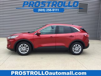 Used 2020 Ford Escape SE image 1