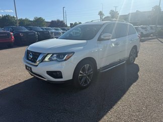 Used 2018 Nissan Pathfinder Platinum image 1