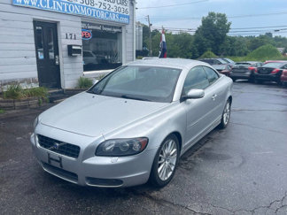 Used 2007 Volvo C70 T5 image 1