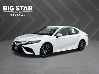 Used 2023 Toyota Camry SE image 1