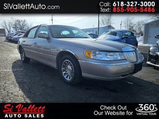 Used 2000 Lincoln Town Car Signature image 1
