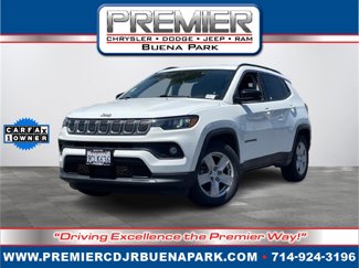 Used 2022 Jeep Compass Latitude image 1