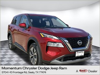 Used 2023 Nissan Rogue SV image 1