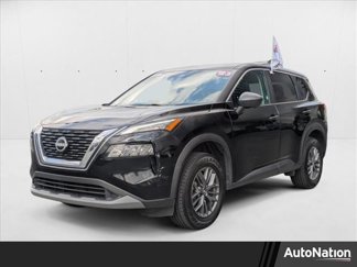 Used 2023 Nissan Rogue S image 1