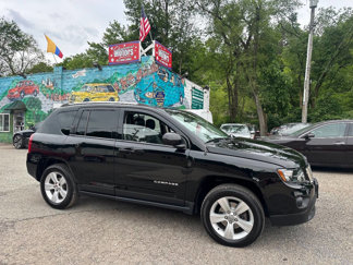 Used 2015 Jeep Compass Latitude image 1