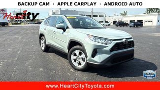 Used 2020 Toyota RAV4 XLE image 1