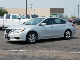 Used 2016 Nissan Altima 2.5 S image 1