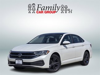 Used 2023 Volkswagen Jetta SE image 1